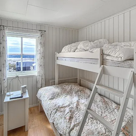 Beautiful In With House Sea View Feriehus