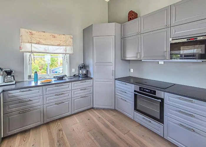 Feriehus Beautiful In With House Sea View Fitjar