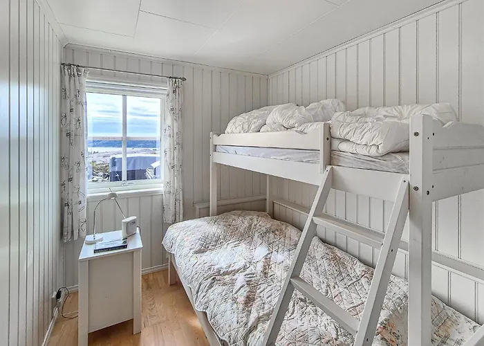 Beautiful In With House Sea View Feriehus